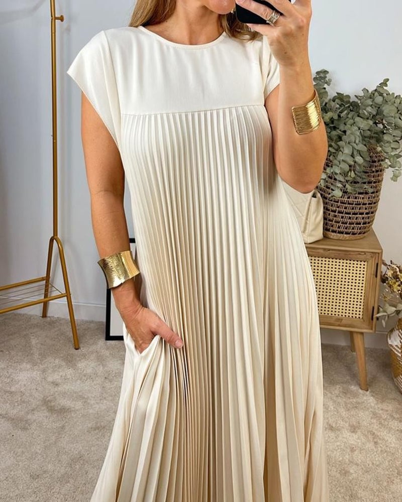 Giselle™ Effortlessly Elegant Pleated Dress