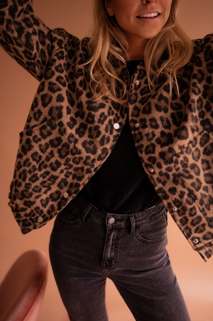 Charlene | Trendy Leopard Print Jacket